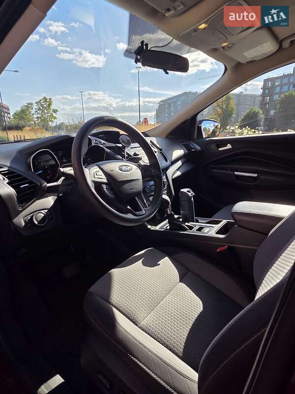 Внедорожник / Кроссовер Ford Escape 2017 в Львове фото 12 Внедорожник / Кроссовер Ford Escape 2017 в Львове