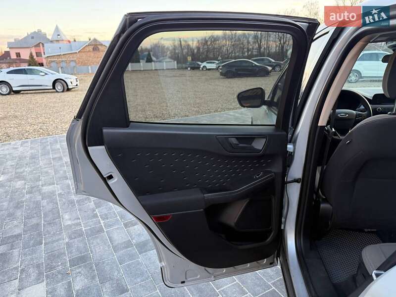 Внедорожник / Кроссовер Ford Escape 2019 в Коломые