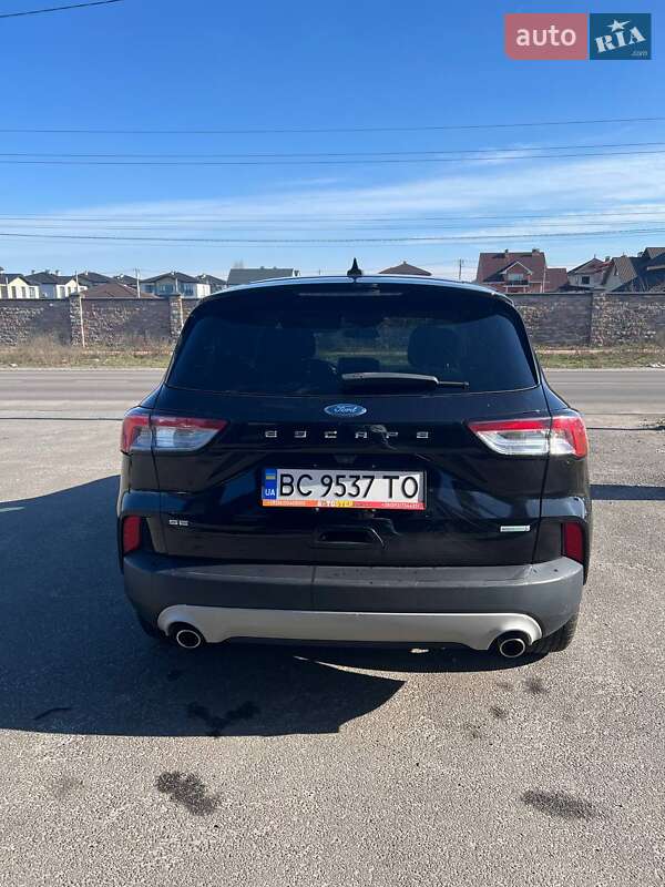 Позашляховик / Кросовер Ford Escape 2020 в Києві