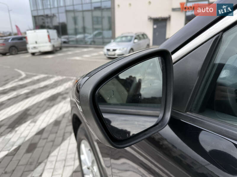 Позашляховик / Кросовер Ford Escape 2021 в Рівному