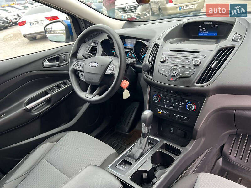 Позашляховик / Кросовер Ford Escape 2016 в Львові фото 41 Позашляховик / Кросовер Ford Escape 2016 в Львові