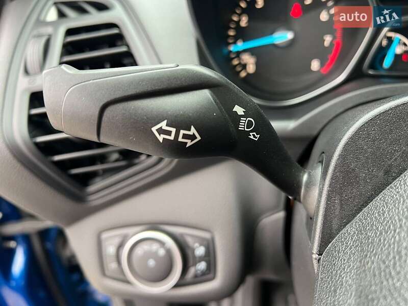 Позашляховик / Кросовер Ford Escape 2016 в Львові фото 27 Позашляховик / Кросовер Ford Escape 2016 в Львові