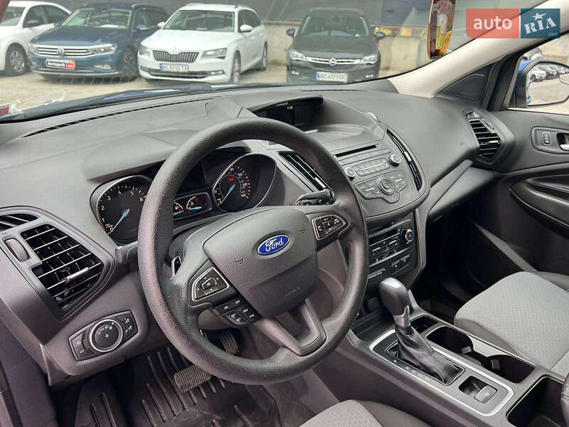 Позашляховик / Кросовер Ford Escape 2016 в Львові фото 17 Позашляховик / Кросовер Ford Escape 2016 в Львові