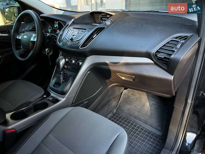 Позашляховик / Кросовер Ford Escape 2015 в Одесі фото 18 Позашляховик / Кросовер Ford Escape 2015 в Одесі