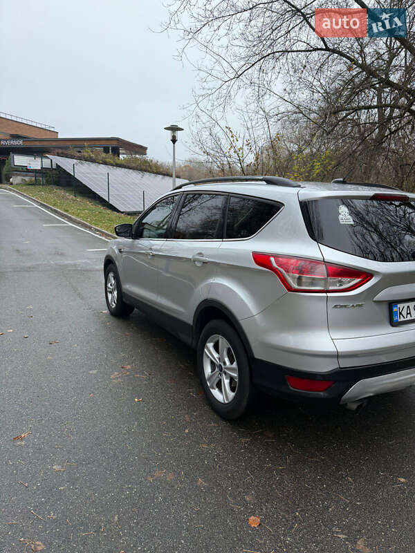Внедорожник / Кроссовер Ford Escape 2014 в Чернигове