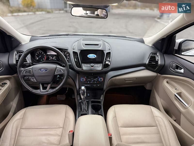 Внедорожник / Кроссовер Ford Escape 2018 в Мене фото 15 Внедорожник / Кроссовер Ford Escape 2018 в Мене