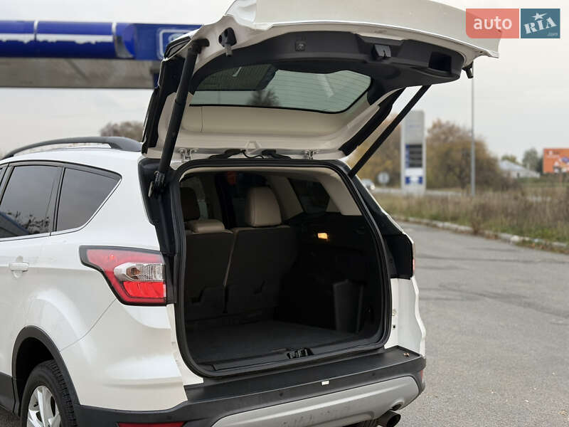 Внедорожник / Кроссовер Ford Escape 2018 в Мене фото 22 Внедорожник / Кроссовер Ford Escape 2018 в Мене