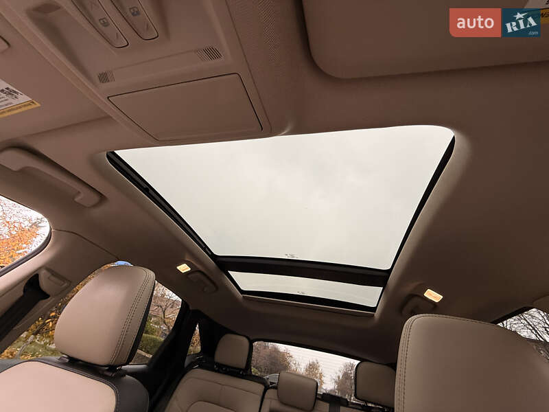 Позашляховик / Кросовер Ford Escape 2020 в Дніпрі