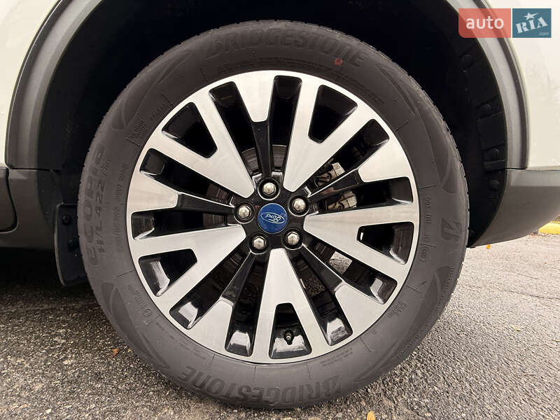 Позашляховик / Кросовер Ford Escape 2020 в Дніпрі