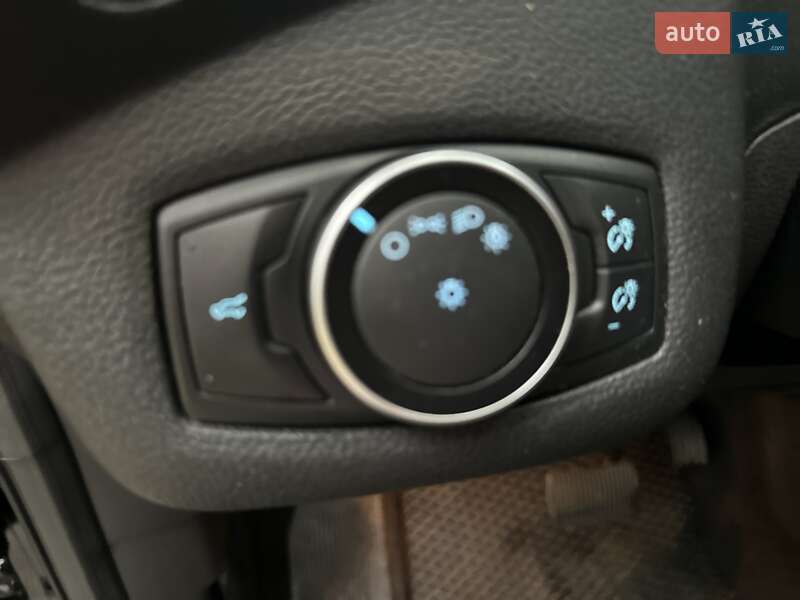 Позашляховик / Кросовер Ford Escape 2017 в Києві фото 29 Позашляховик / Кросовер Ford Escape 2017 в Києві