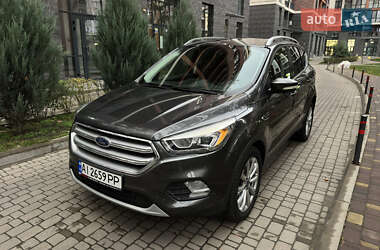 Внедорожник / Кроссовер Ford Escape 2016 в Киеве