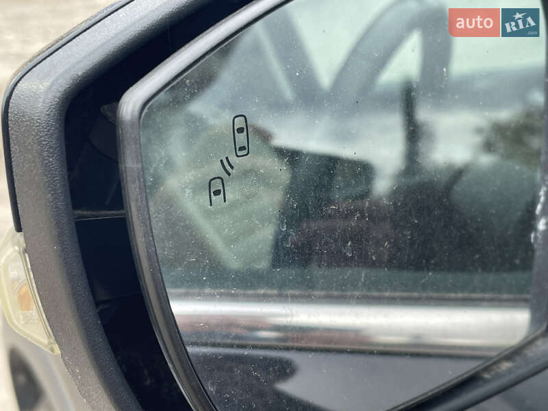 Позашляховик / Кросовер Ford Escape 2016 в Львові фото 17 Позашляховик / Кросовер Ford Escape 2016 в Львові