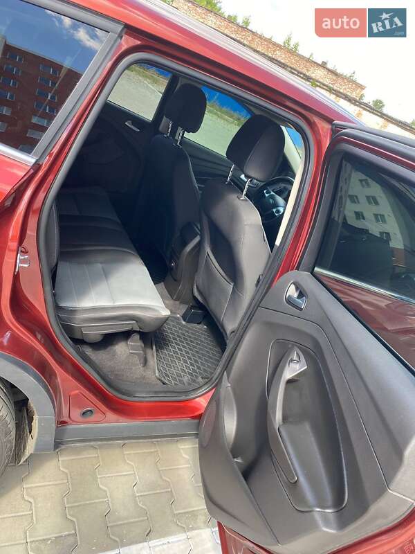 Позашляховик / Кросовер Ford Escape 2016 в Тернополі фото 4 Позашляховик / Кросовер Ford Escape 2016 в Тернополі