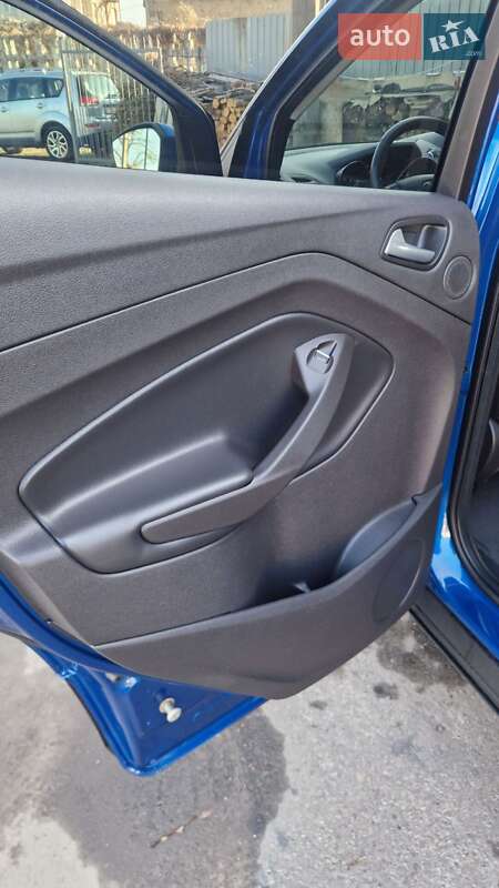 Внедорожник / Кроссовер Ford Escape 2017 в Николаеве фото 24 Внедорожник / Кроссовер Ford Escape 2017 в Николаеве