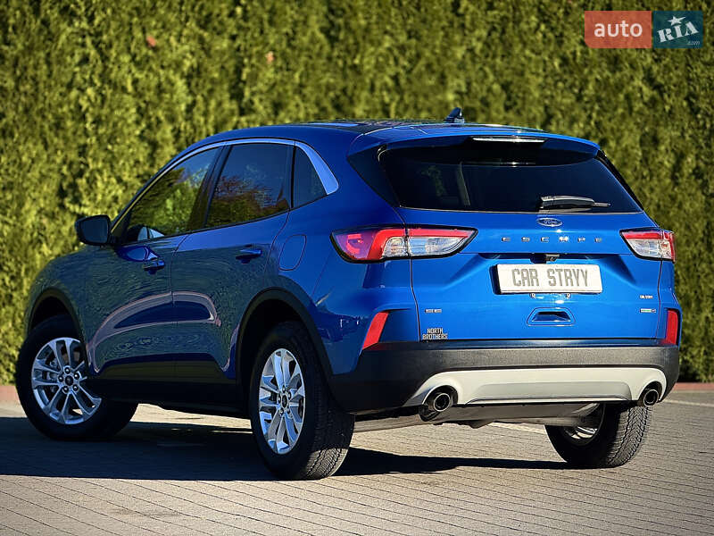 Позашляховик / Кросовер Ford Escape 2019 в Стрию