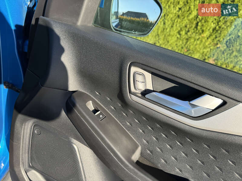 Позашляховик / Кросовер Ford Escape 2019 в Стрию