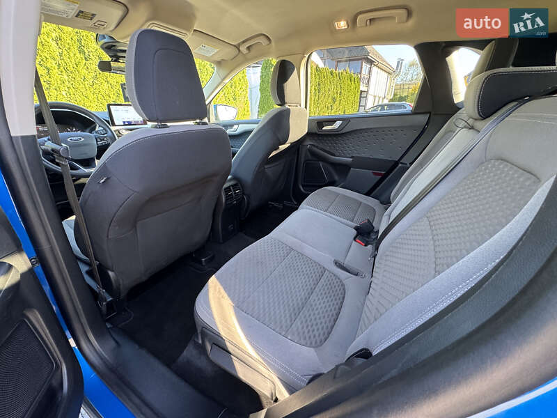 Позашляховик / Кросовер Ford Escape 2019 в Стрию