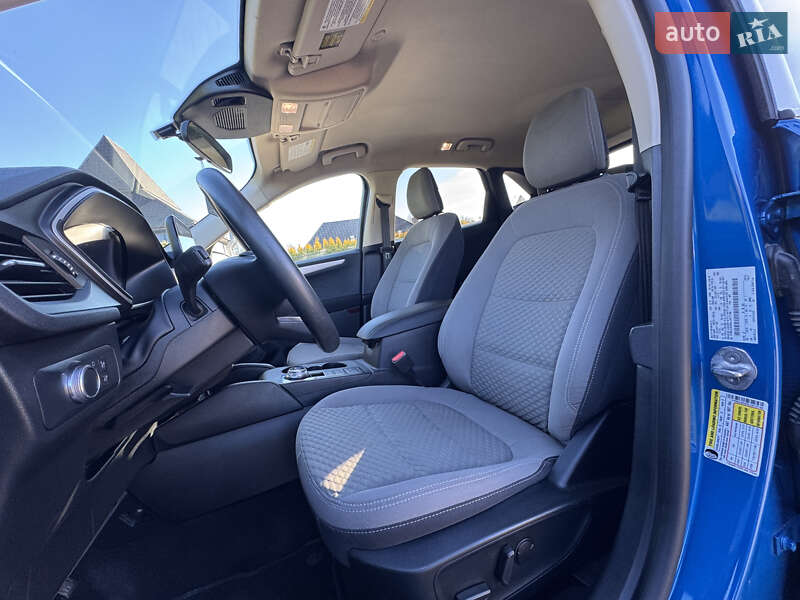 Позашляховик / Кросовер Ford Escape 2019 в Стрию