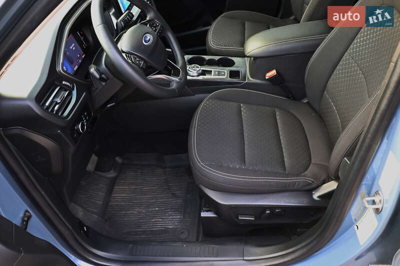 Внедорожник / Кроссовер Ford Escape 2024 в Кременчуге