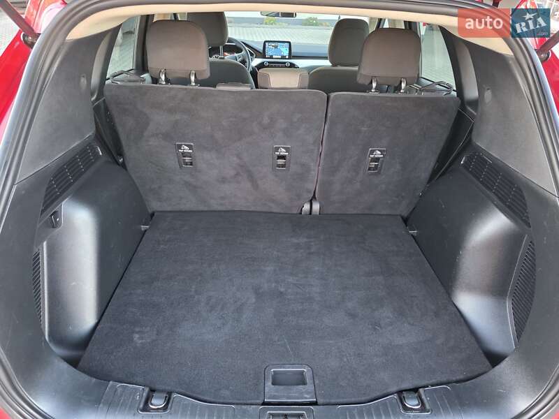 Позашляховик / Кросовер Ford Escape 2020 в Коломиї