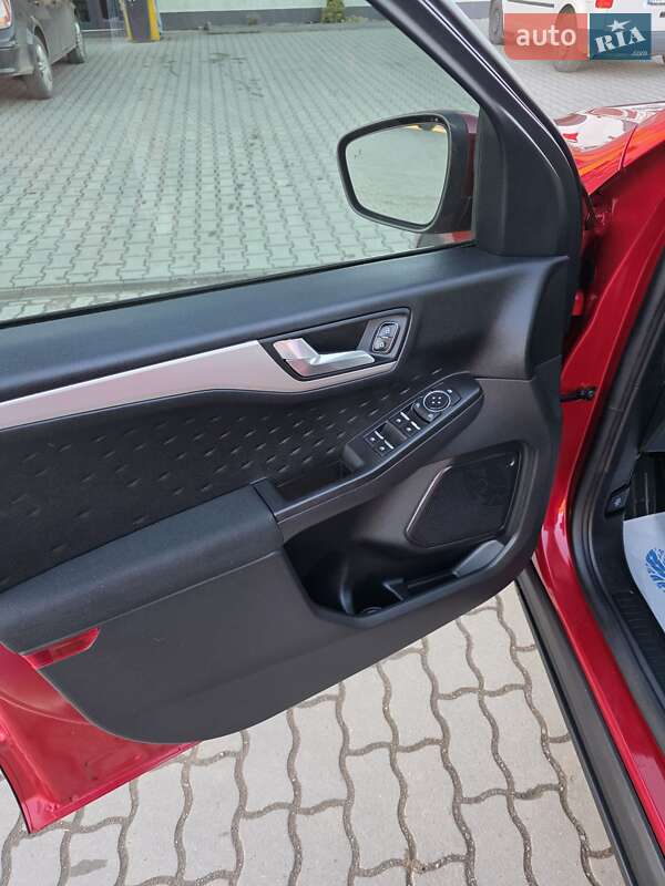 Позашляховик / Кросовер Ford Escape 2020 в Коломиї