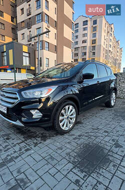 Внедорожник / Кроссовер Ford Escape 2019 в Богородчанах