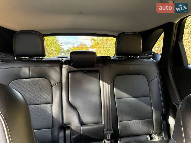 Внедорожник / Кроссовер Ford Escape 2019 в Ивано-Франковске