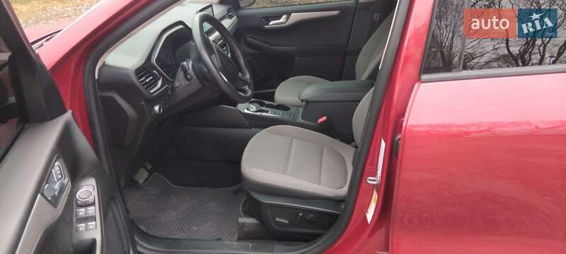 Позашляховик / Кросовер Ford Escape 2020 в Тернополі