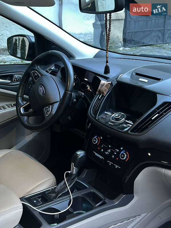 Позашляховик / Кросовер Ford Escape 2016 в Кам'янець-Подільському фото 24 Позашляховик / Кросовер Ford Escape 2016 в Кам'янець-Подільському