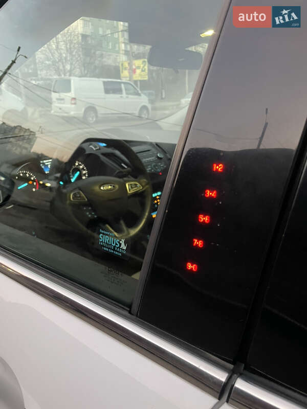 Позашляховик / Кросовер Ford Escape 2017 в Чернівцях фото 20 Позашляховик / Кросовер Ford Escape 2017 в Чернівцях