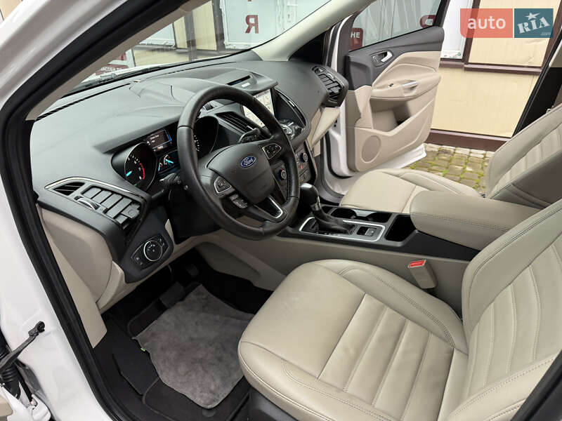 Позашляховик / Кросовер Ford Escape 2017 в Дрогобичі фото 47 Позашляховик / Кросовер Ford Escape 2017 в Дрогобичі
