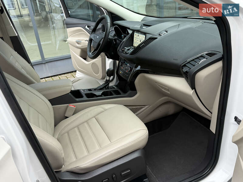 Позашляховик / Кросовер Ford Escape 2017 в Дрогобичі фото 59 Позашляховик / Кросовер Ford Escape 2017 в Дрогобичі