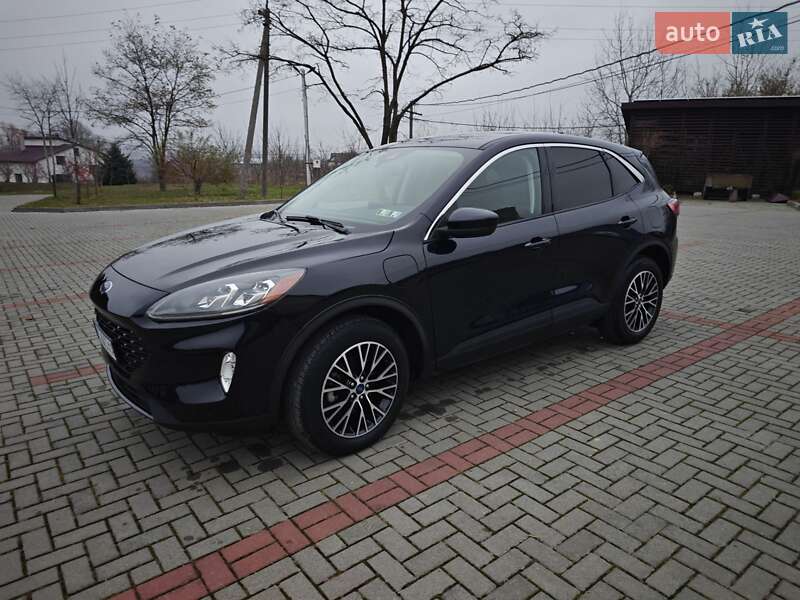 Внедорожник / Кроссовер Ford Escape 2021 в Золочеве