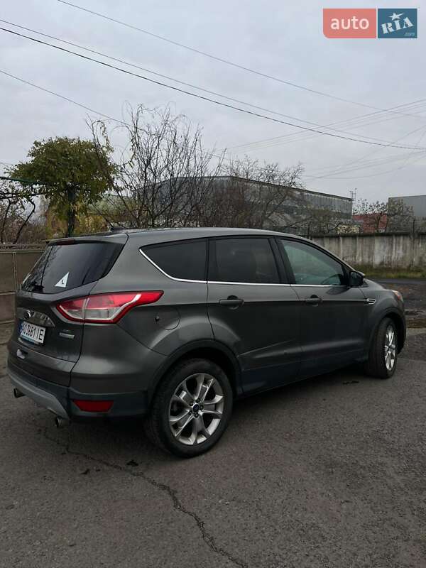 Внедорожник / Кроссовер Ford Escape 2013 в Иршаве