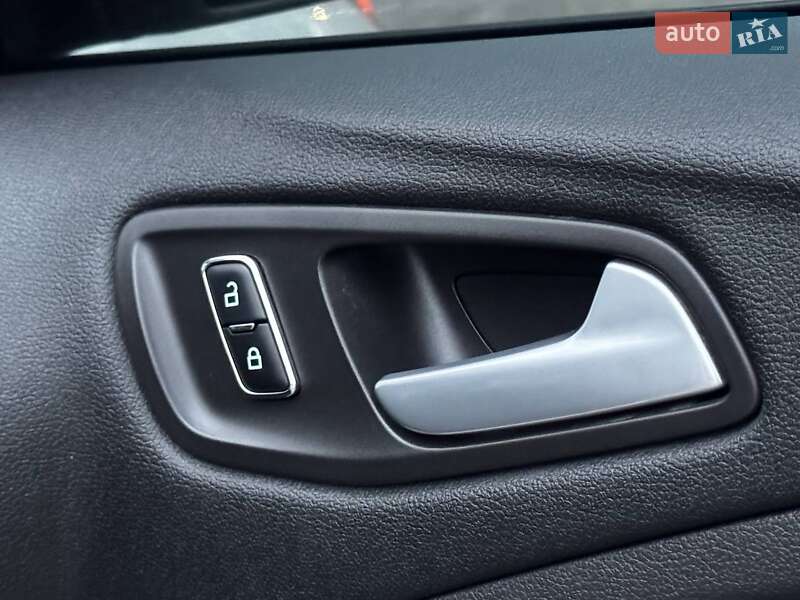 Внедорожник / Кроссовер Ford Escape 2014 в Ахтырке фото 37 Внедорожник / Кроссовер Ford Escape 2014 в Ахтырке