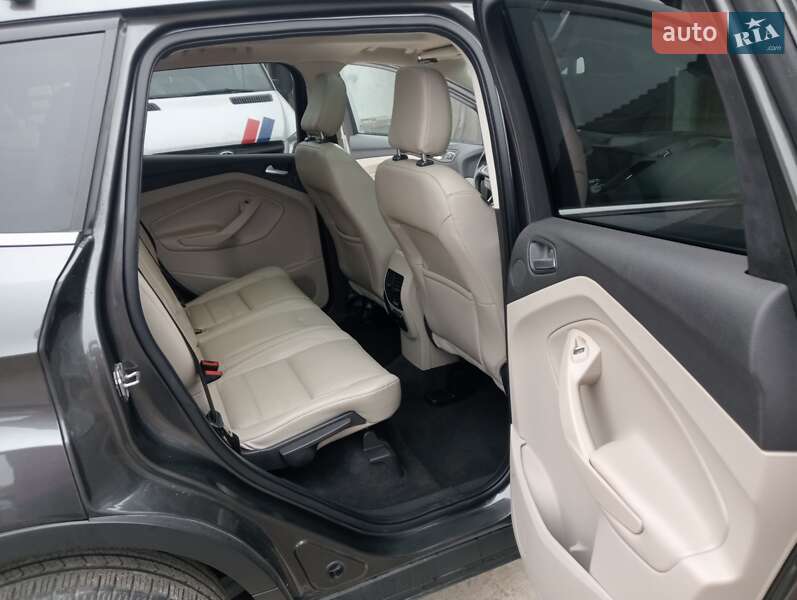 Позашляховик / Кросовер Ford Escape 2019 в Івано-Франківську