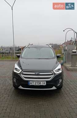 Внедорожник / Кроссовер Ford Escape 2019 в Ивано-Франковске