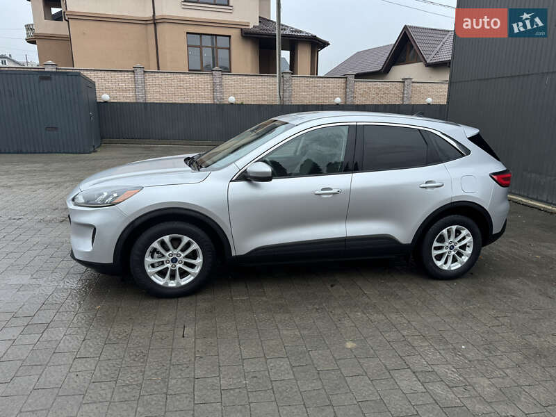 Позашляховик / Кросовер Ford Escape 2020 в Івано-Франківську