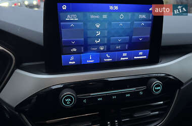 Позашляховик / Кросовер Ford Escape 2020 в Івано-Франківську