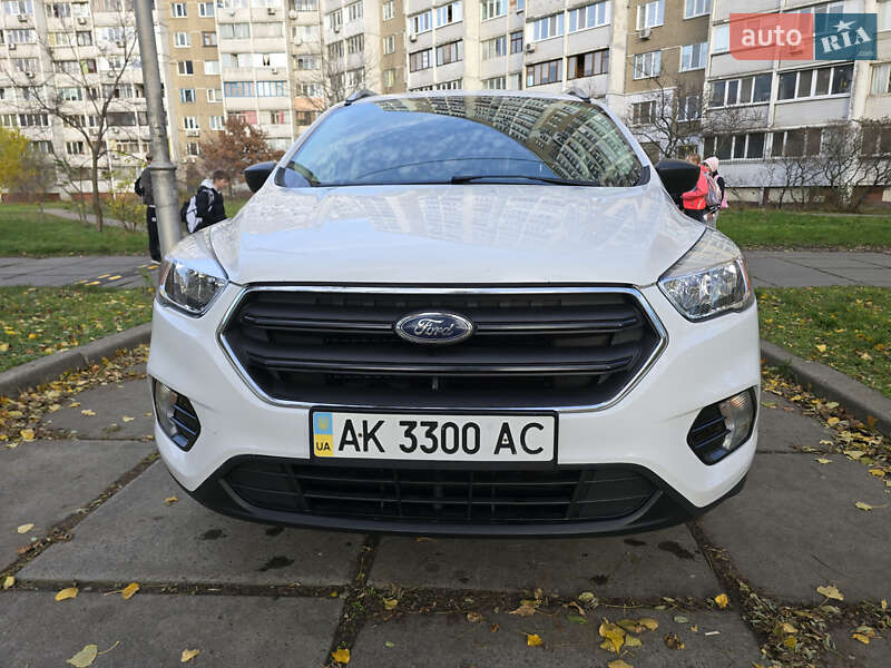 Позашляховик / Кросовер Ford Escape 2018 в Києві фото 14 Позашляховик / Кросовер Ford Escape 2018 в Києві
