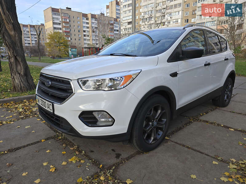 Позашляховик / Кросовер Ford Escape 2018 в Києві фото 15 Позашляховик / Кросовер Ford Escape 2018 в Києві