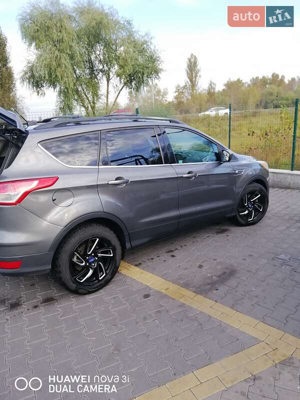 Позашляховик / Кросовер Ford Escape 2013 в Києві фото 36 Позашляховик / Кросовер Ford Escape 2013 в Києві