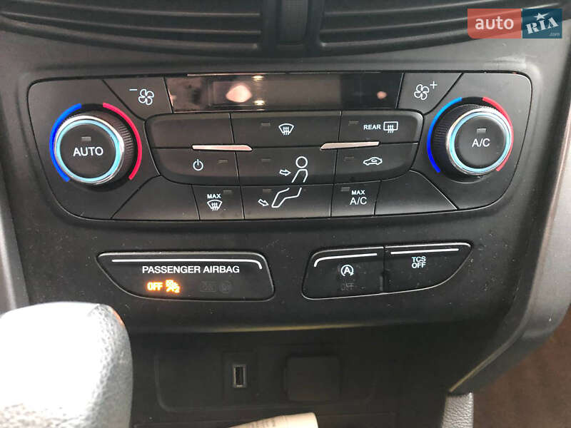 Внедорожник / Кроссовер Ford Escape 2016 в Ровно фото 17 Внедорожник / Кроссовер Ford Escape 2016 в Ровно