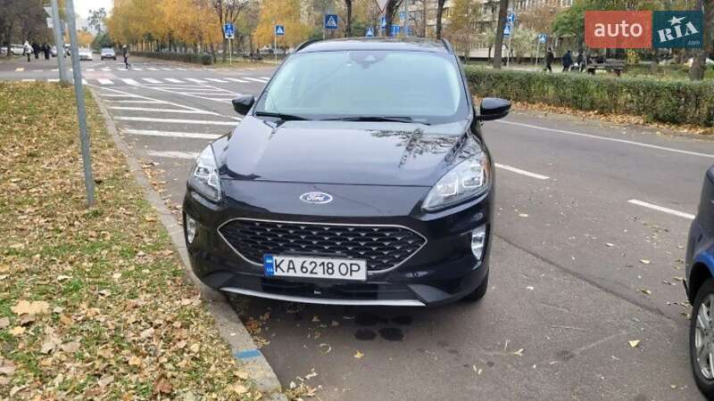 Позашляховик / Кросовер Ford Escape 2020 в Івано-Франківську