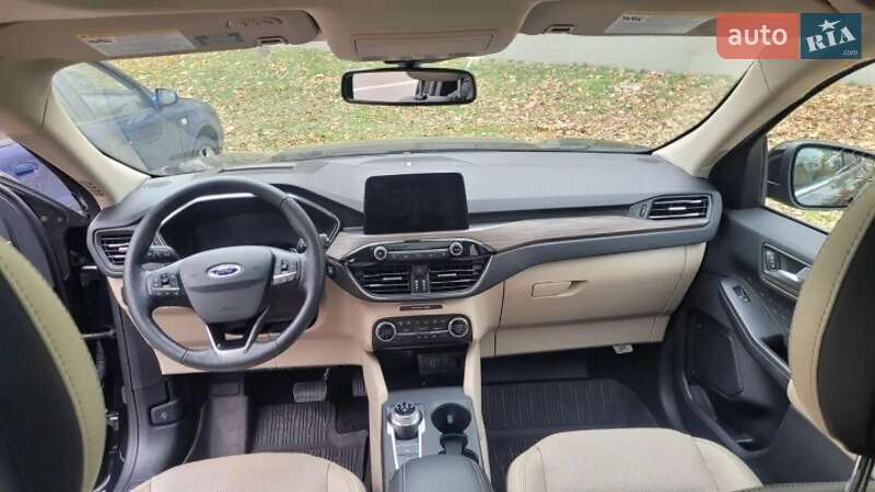 Позашляховик / Кросовер Ford Escape 2020 в Івано-Франківську