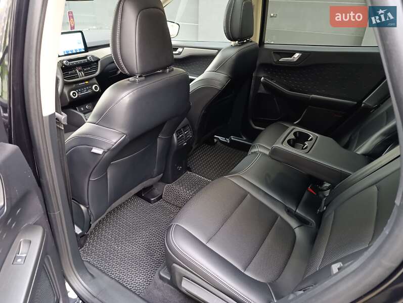 Внедорожник / Кроссовер Ford Escape 2020 в Ивано-Франковске