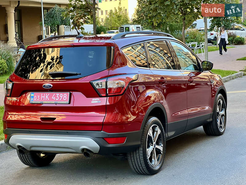 Внедорожник / Кроссовер Ford Escape 2018 в Киеве