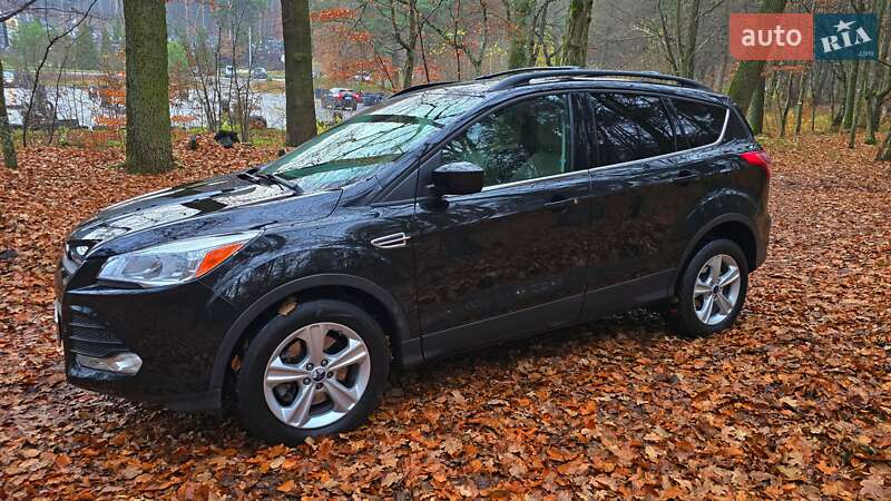 Внедорожник / Кроссовер Ford Escape 2015 в Львове