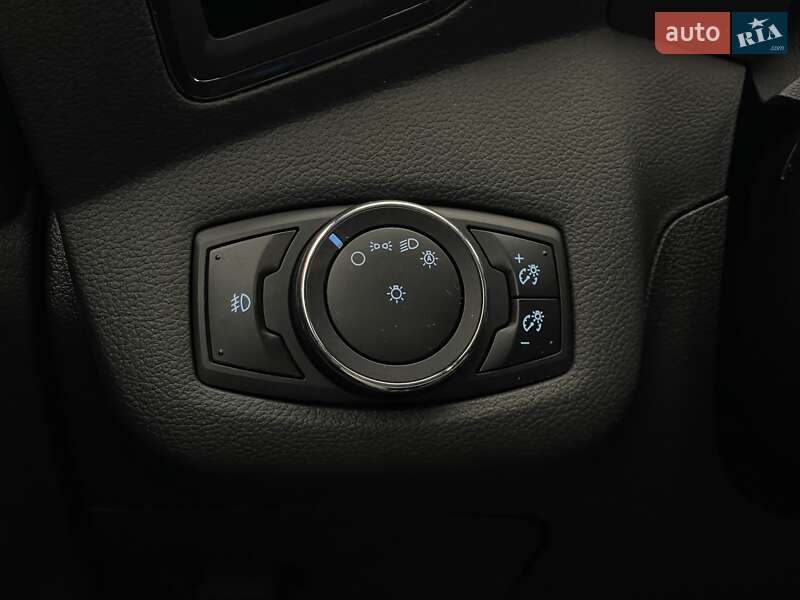 Позашляховик / Кросовер Ford Escape 2013 в Києві фото 12 Позашляховик / Кросовер Ford Escape 2013 в Києві