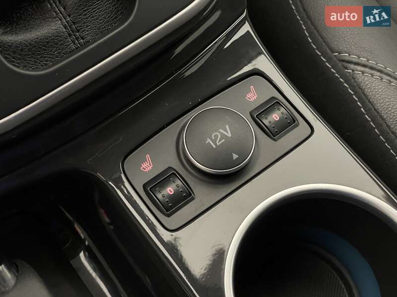 Позашляховик / Кросовер Ford Escape 2013 в Києві фото 16 Позашляховик / Кросовер Ford Escape 2013 в Києві